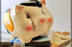 5 Reasons Why You Aren’t Saving Money (And What To Do About It)