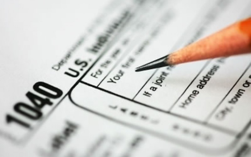 Guide to Filing Taxes as Newlyweds
