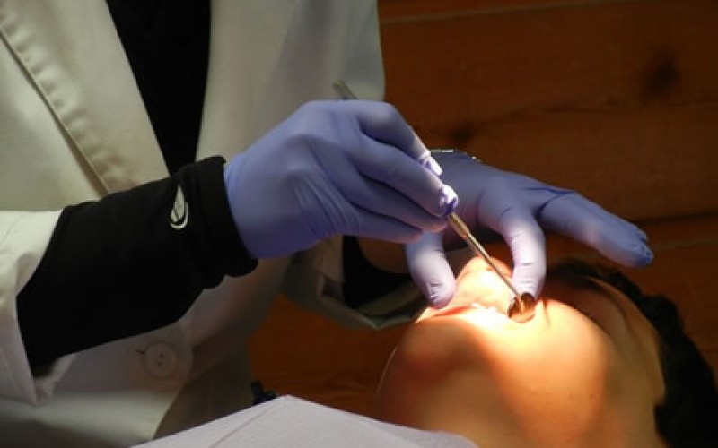 9 Contract Terms You Should Pay Attention to Before Signing a Contract for a Dental Job