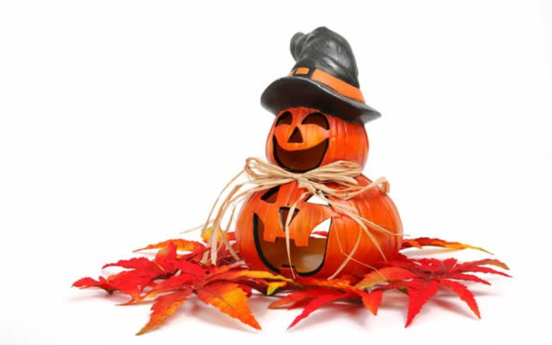 4 Sneaky Tricks for Finding a Costume on a Budget