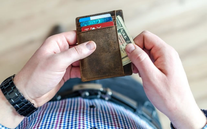 5 Ways to Help Save You Money When Studying