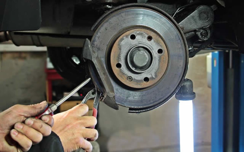 Don’t Overspend on Emergencies: Save on Car Costs With These Tips
