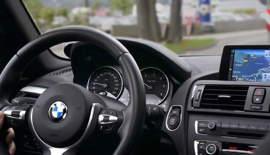 Advancements in Car Technology to Reduce Distracted Driving