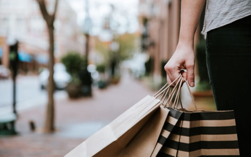 How to Ensure That Your Store Catches Customers’ Eyes