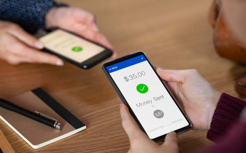 How Mobile Apps Are Changing the Financial World