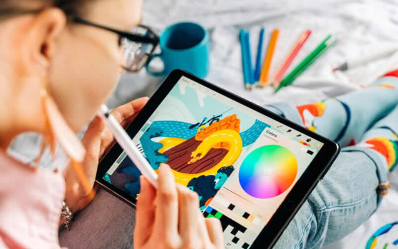 The Best Careers for Anyone Who Loves To Be Creative