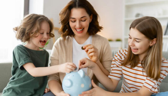 4 Tips to Help Teach Kids About Responsible Money Management