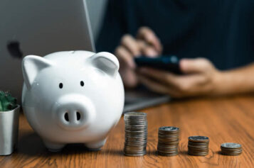 The Best Ways to Save Money When Money Is Tight