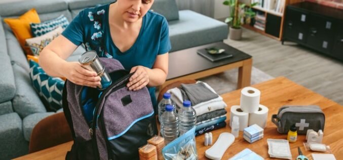 Survival Kits: Your Guide to Assembling One
