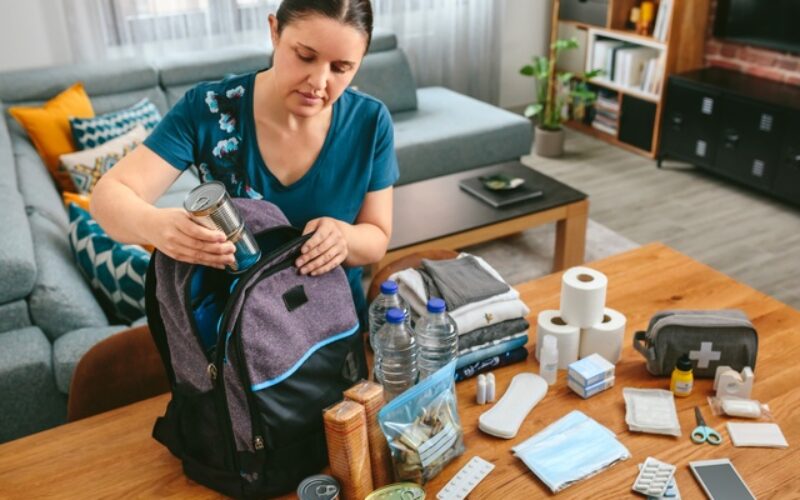 Survival Kits: Your Guide to Assembling One