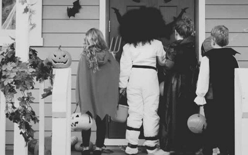 Halloween Safety Tips for Kids: A Parent’s Complete Guide