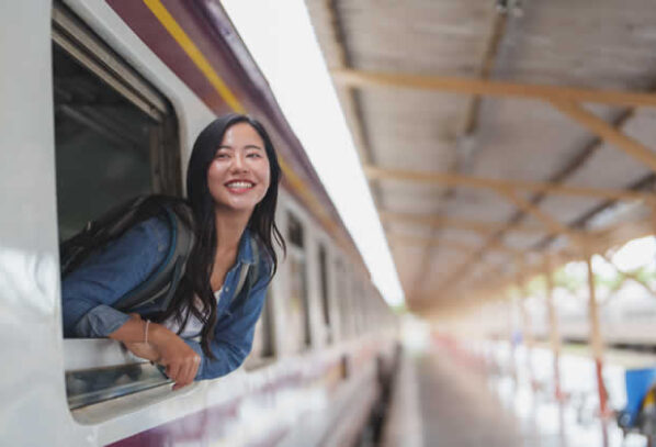 Financial Pitfalls to Avoid When Moving Abroad for School