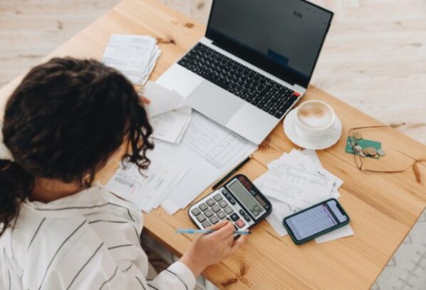 Budgeting Tips Inspired by Marketing Cycles
