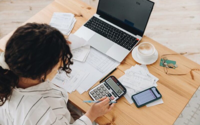Budgeting Tips Inspired by Marketing Cycles