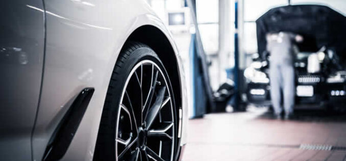 Top Signs You Need a Professional BMW Mechanic