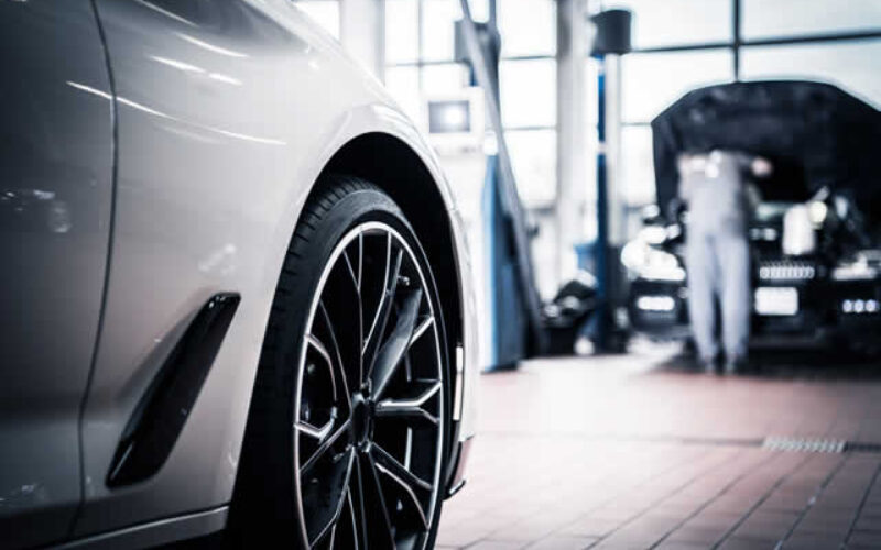 Top Signs You Need a Professional BMW Mechanic