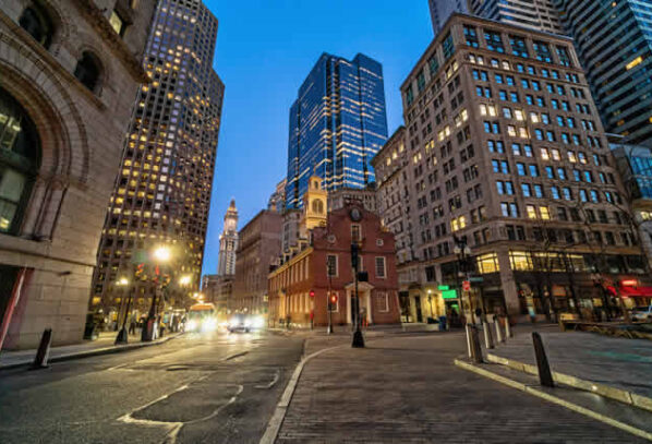 Moving to Massachusetts Without a Car: Which Communities Make It Financially Realistic?