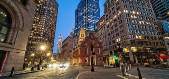 Moving to Massachusetts Without a Car: Which Communities Make It Financially Realistic?