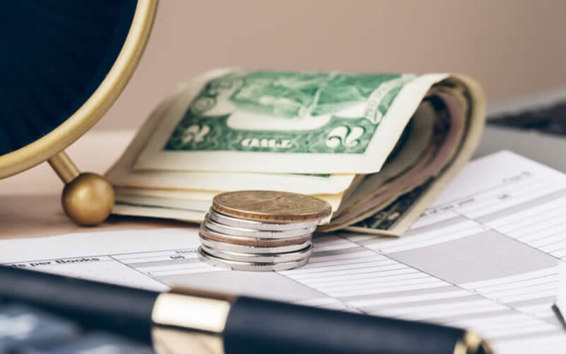 A Practical Guide to Managing Your Money and Building Lasting Financial Habits