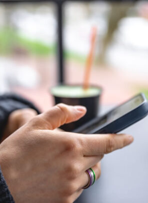 The Smartphone Paradox: Reclaiming Real Connection in a Digital World