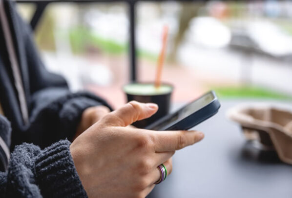 The Smartphone Paradox: Reclaiming Real Connection in a Digital World