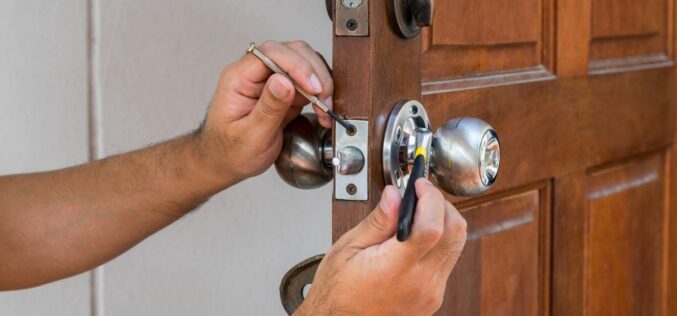 What To Consider When Building a Career as a Locksmith